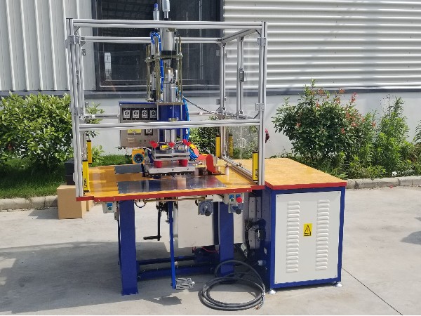 新能源 汽车座椅TPU充气腰托气囊气带高频热合机